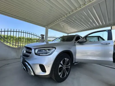 Usata Mercedes GLC200 Premium Plus 163 CV (119 kW) 2020 Argento SUV