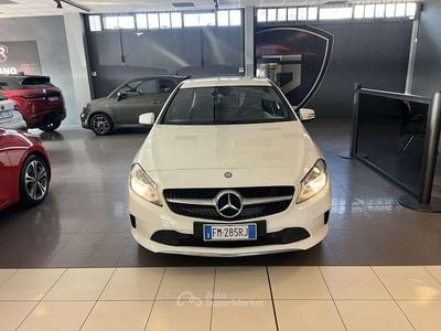 Usata Mercedes A180 Premium 109 CV (80 kW) 2016 Bianco Berlina