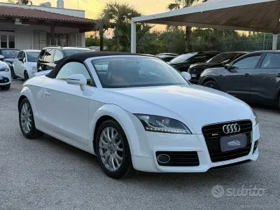 Usata Audi TT Roadster Advanced Plus 170 CV (125 kW) 2012 Bianco Cabrio
