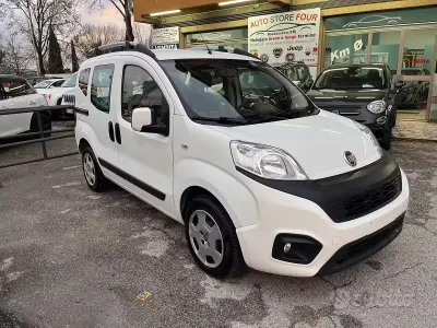 Gebraucht Fiat Qubo Lounge 95 PS (69 kW) 2019 Weiß Van / Kleinbus