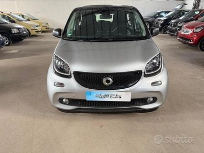 Usata Smart ForFour Passion 70 CV (51 kW) 2019 Grigio Utilitaria
