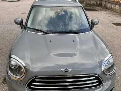 Usata Mini One D Countryman Business 116 CV (85 kW) 2018 Argento SUV