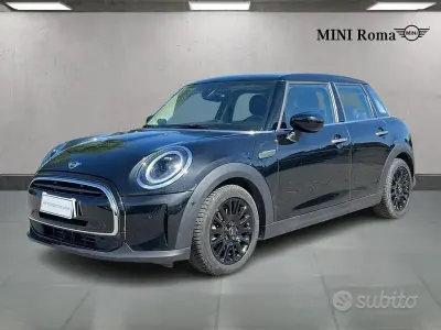 Usata Mini Cooper 136 CV (100 kW) 2022 Midnight black ii Utilitaria