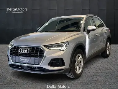 Usata Audi Q3 Ambiente 190 CV (139 kW) 2020 Argento (metallizzato) SUV