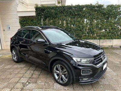 Usata VW T-Roc R-line 150 CV (110 kW) 2020 Nero SUV