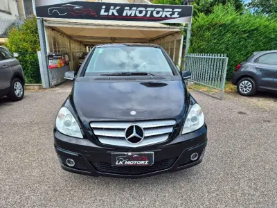 Usata Mercedes B180