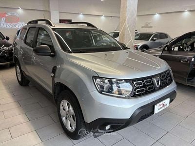 Usata Dacia Duster Comfort 101 CV (74 kW) 2020 Argento metallizzato SUV