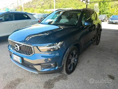 Usata Volvo XC40 R-Design 150 CV (110 kW) 2019 Blu SUV