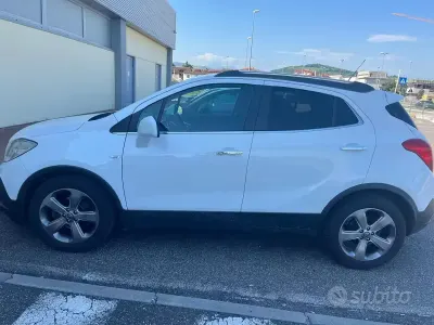 Usata Opel Mokka 116 CV (85 kW) 2014 Bianco SUV