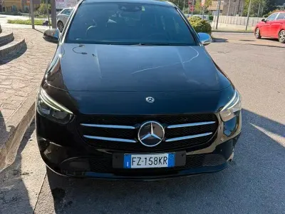 Usata Mercedes B180 116 CV (85 kW) 2019 Utilitaria