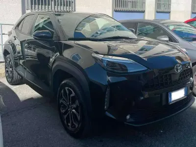 Usata Toyota Yaris Cross Trend 92 CV (67 kW) 2022 Nero SUV