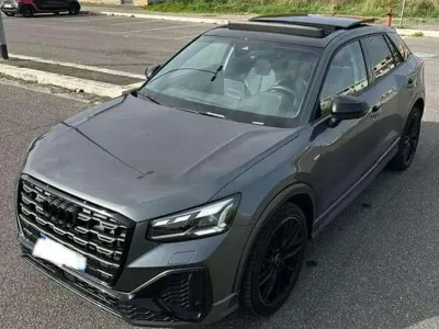 Usata Audi Q2 Ambiente 150 CV (110 kW) 2024 Grigio SUV