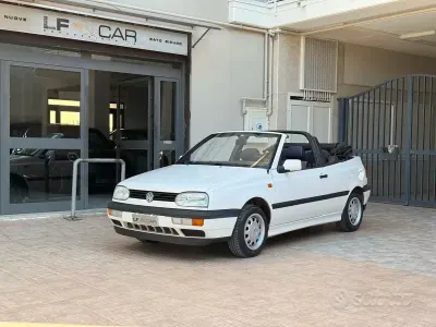 Usata VW Golf Cabriolet 75 CV (55 kW) 1994 Bianco Cabrio