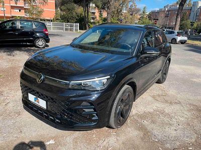 Begagnad VW Tiguan Style 150 HK (110 kW) 2024 Svart SUV