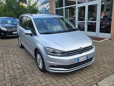 Usata VW Touran 116 CV (85 kW) 2020 Argento Monovolume