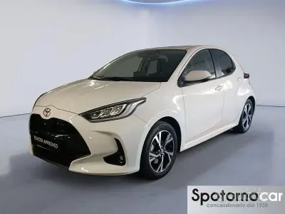 Usata Toyota Yaris Hybrid Trend 116 CV (85 kW) 2024 Bianco Berlina