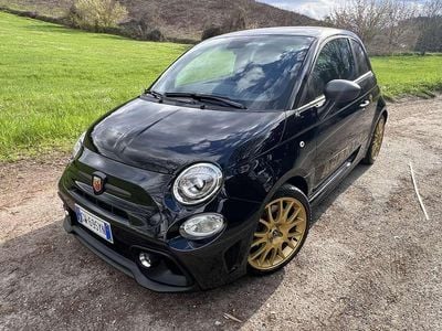 Usata Abarth 695 179 CV (131 kW) 2025 Utilitaria