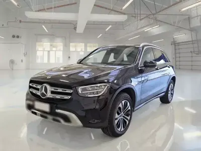 Usata Mercedes GLC300 Business 211 CV (155 kW) 2022 Nero SUV
