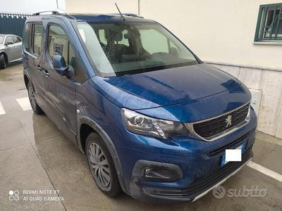 Usata Peugeot Rifter Allure 101 CV (74 kW) 2021 Blu Monovolume