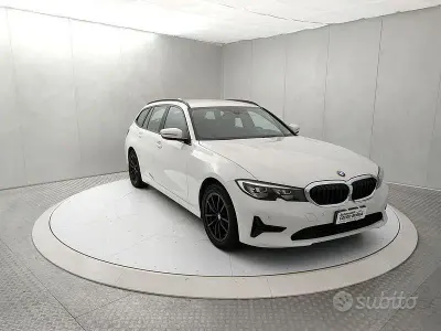 Usata BMW 320 Advantage 190 CV (139 kW) 2020 Bianco Station wagon