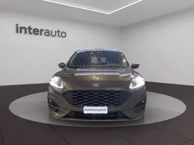 Käytetty Ford Kuga ST-Line X 120 HP (88 kW) 2022 Harmaa Katumaasturi