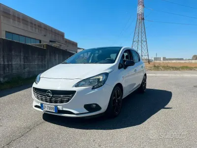 Usata Opel Corsa 90 CV (66 kW) 2015 Bianco Utilitaria