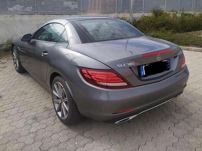 Usata Mercedes SLC180 156 CV (114 kW) 2017 Grigio Cabrio