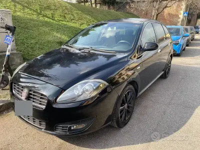 Begagnad Fiat Croma 150 HK (110 kW) 2009 Svart Kombi