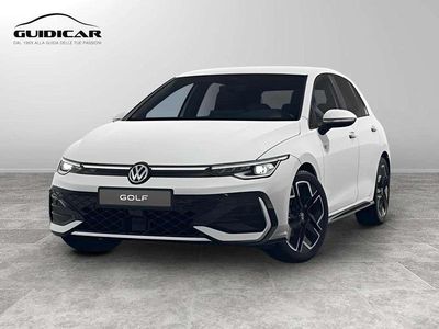 Nuova VW Golf VIII R-line Plus 116 CV (85 kW) 2026 Pure white Berlina