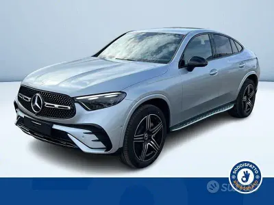Nuova Mercedes GLC300e 2026 Grigio Coupé