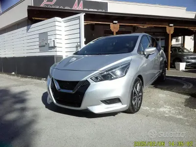 Usata Nissan Micra Tekna 90 CV (66 kW) 2018 Grigio Utilitaria