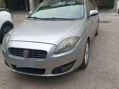 Usata Fiat Croma Dynamic 150 CV (110 kW) 2009 Grigio Berlina