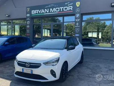 Usata Opel Corsa Design & Tech 75 CV (55 kW) 2022 Bianco Utilitaria