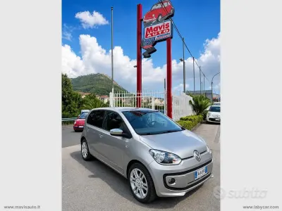 Usata VW up! high up! 68 CV (50 kW) 2014 Grigio Utilitaria