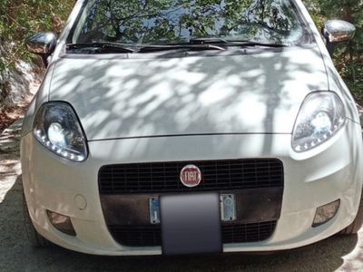 Usata Fiat Grande Punto 90 CV (66 kW) 2009 Bianco Utilitaria