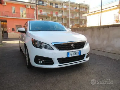 Usata Peugeot 308 Business-Line 131 CV (96 kW) 2018 Bianco Berlina
