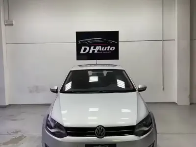 Usata VW Polo Comfortline 75 CV (55 kW) 2013 Grigio Utilitaria