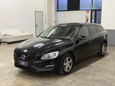Occasion Volvo V60 Business Edition 120 ch (88 kW) 2017 Noir Break