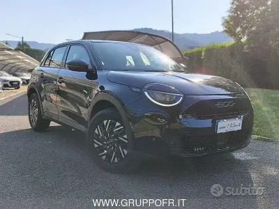 Usata Fiat 600 110 CV (80 kW) 2026 Nero SUV