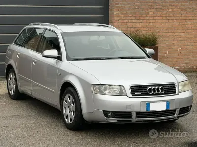 Usata Audi A4 130 CV (95 kW) 2004 Grigio Station wagon