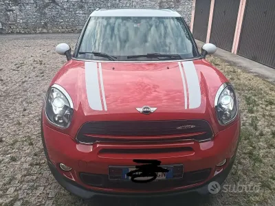 Usata Mini Countryman 122 CV (89 kW) 2014 Rosso SUV