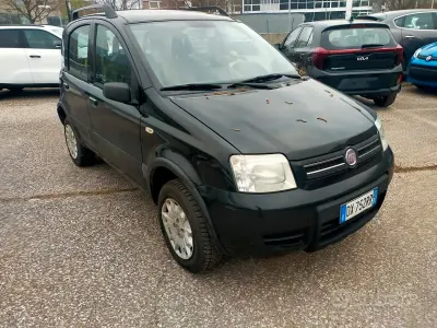 Gebraucht Fiat Panda 4x4 60 PS (44 kW) 2009 Schwarz Kleinwagen