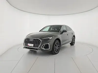 Usata Audi Q5 Sportback S-Line 286 CV (210 kW) 2023 Grigio chronos metallizzato SUV