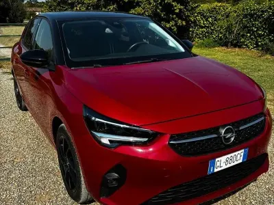 Usata Opel Corsa 75 CV (55 kW) 2025 Rosso Utilitaria