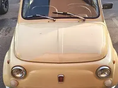 Usata Fiat 500 Lusso 18 CV (13 kW) 1970 Beige Utilitaria