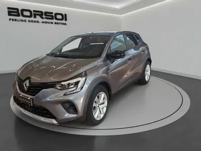 Usata Renault Captur Equilibre 101 CV (74 kW) 2023 Dark metal grey SUV