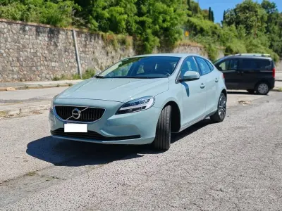 Occasion Volvo V40 122 ch (89 kW) 2019 Berline