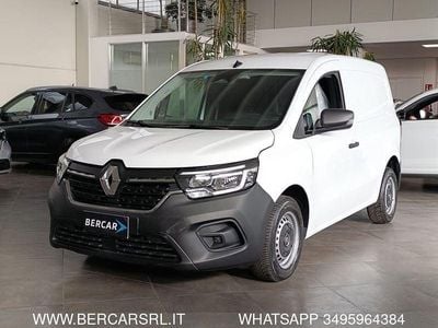 Usata Renault Kangoo 95 CV (69 kW) 2023 Bianco Monovolume