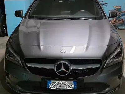 Usata Mercedes CLA200 136 CV (100 kW) 2018 Grigio Coupé