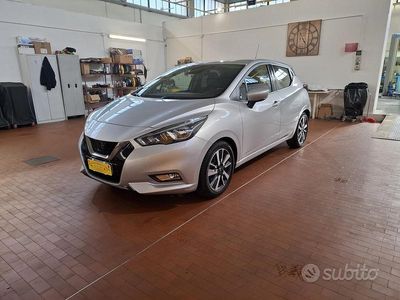 Usata Nissan Micra Tekna 90 CV (66 kW) 2018 Grigio Utilitaria